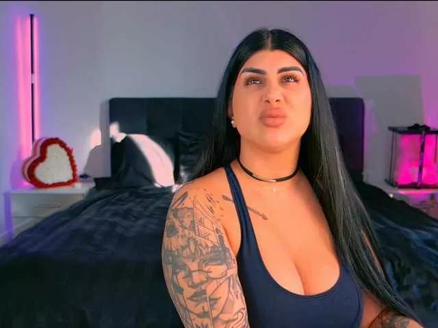 NinaRosee from BongaCams
