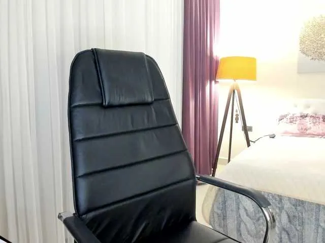 Olga1W from BongaCams