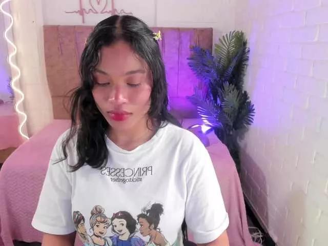 Penelope-tay from BongaCams