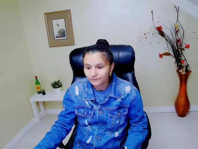 Pervertqueen from BongaCams
