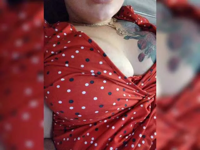 Pishechka2 from BongaCams