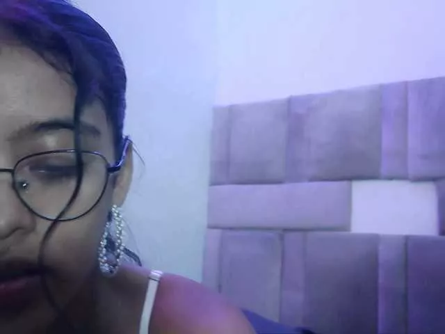 Pocahontasb1 from BongaCams