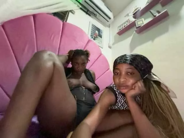 Pussy4cockxx from BongaCams