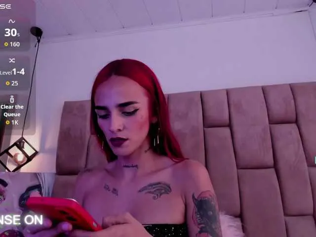 RavynRouge from BongaCams