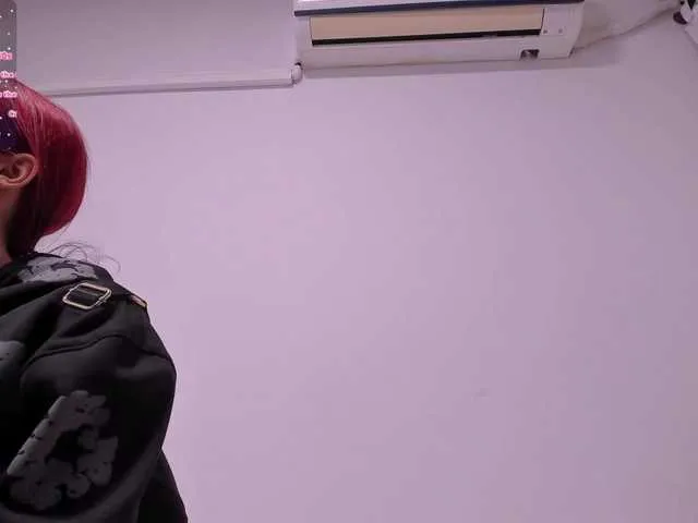 RedHeadSusy from BongaCams