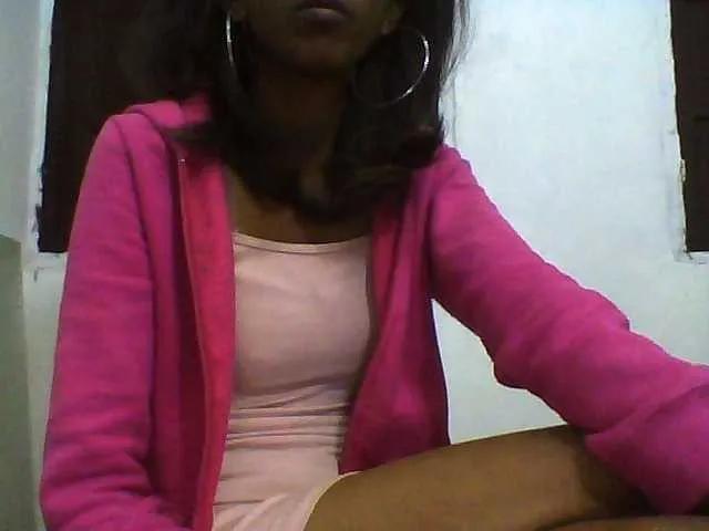 Reine2delice from BongaCams is Freechat