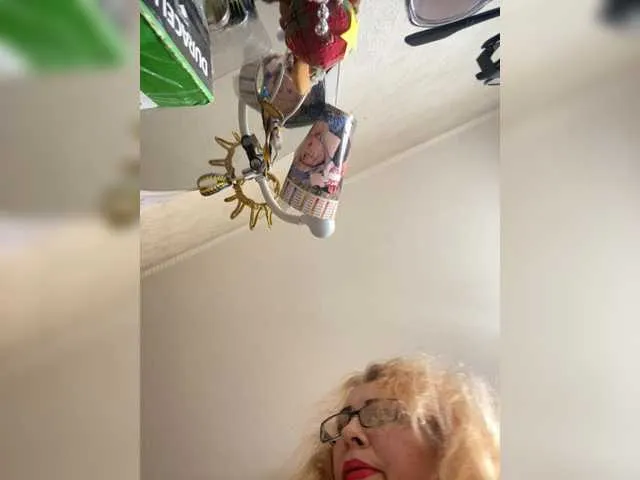 Ritia from BongaCams