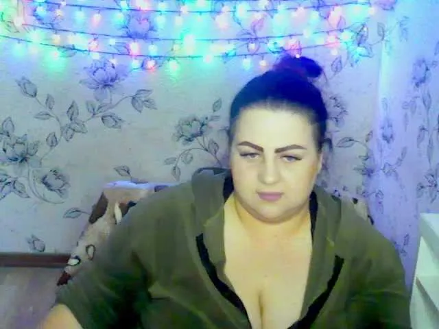 Ruby-Lorrie from BongaCams