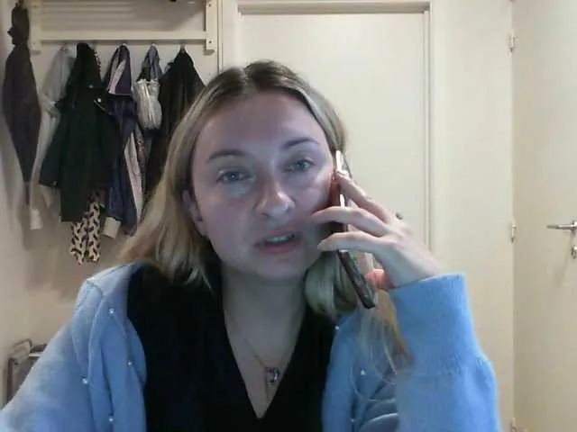 RuslanaFlower from BongaCams