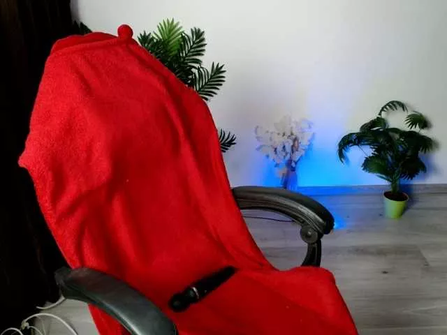 Sabrina040120 from BongaCams