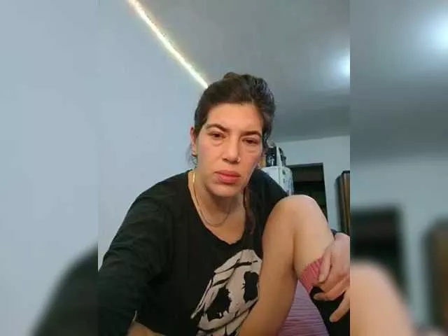 Samaramilf666 from BongaCams