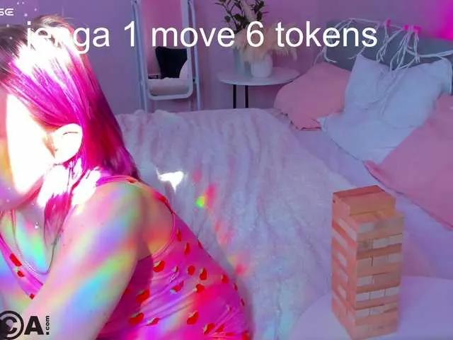 Sara-Moor from BongaCams