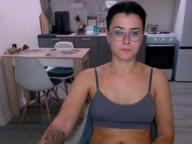 Sashanotfound from BongaCams