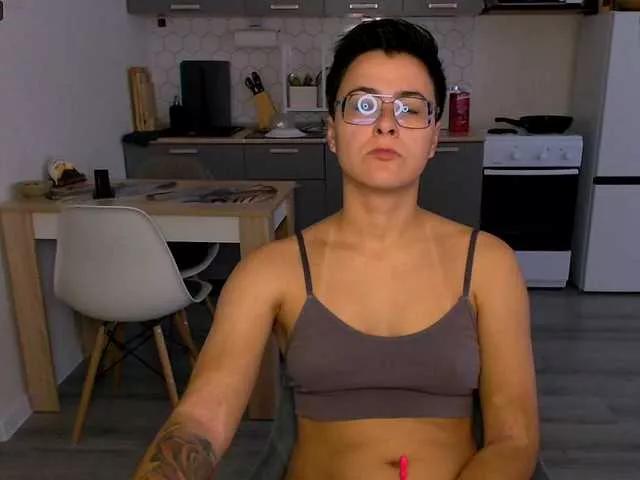 Sashanotfound from BongaCams
