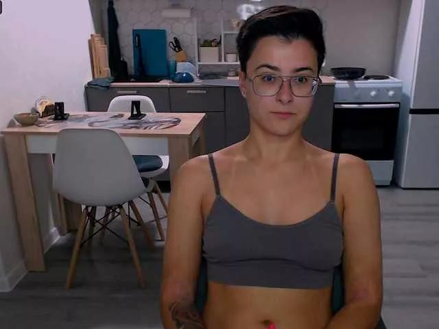 Sashanotfound from BongaCams