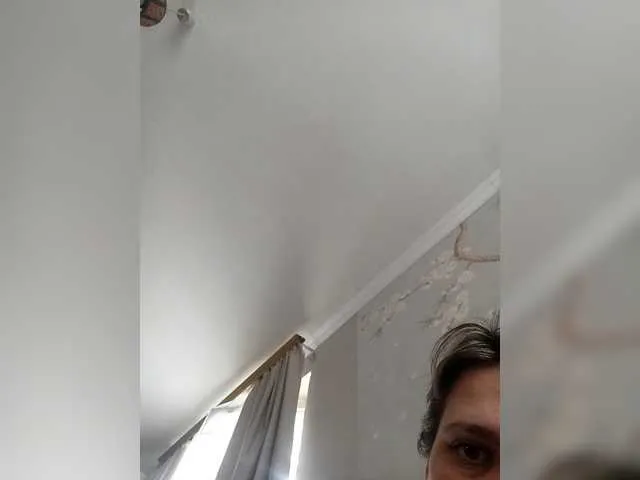 SashaZ1 from BongaCams