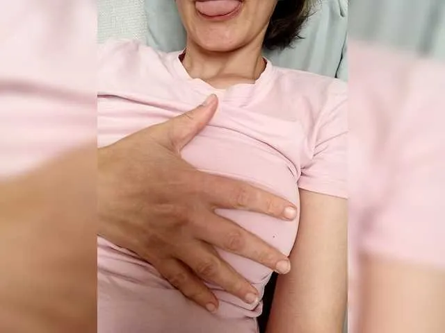 SashaZ1 from BongaCams