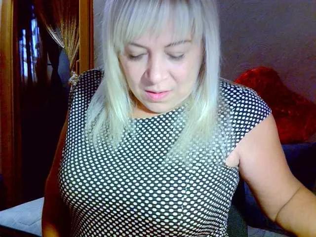 Savan35na from BongaCams