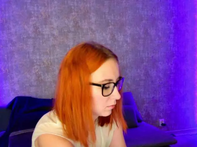 scarlet-eyes from BongaCams is Freechat