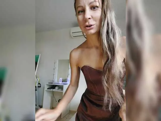 Sexdiana69 from BongaCams