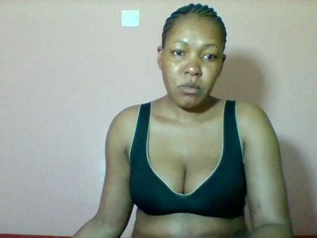 Sexyapple2002 from BongaCams is Freechat