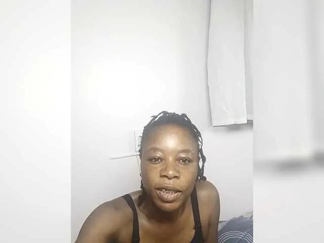 Sexykinyi from BongaCams is Freechat