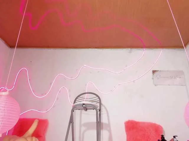 Shannon-kane from BongaCams