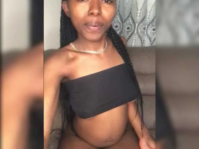 Shantybeib from BongaCams