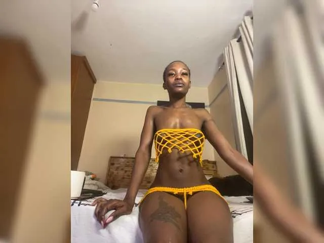 SplasherQueen from BongaCams is Freechat