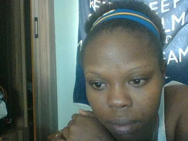 Sugarycake from BongaCams