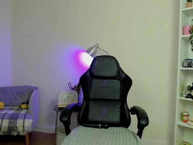 summerevans from BongaCams