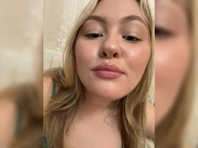 SunshineEmma from BongaCams