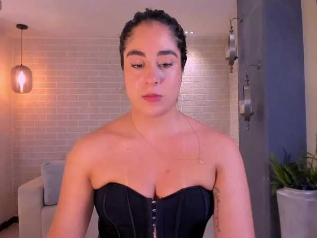 SussyBell from BongaCams