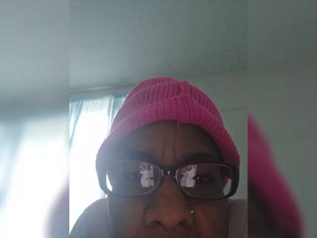 Sweet115 from BongaCams