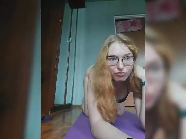 SweetPussy032 from BongaCams