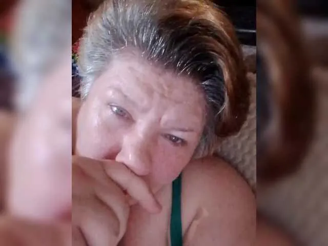 SweetSugar77 from BongaCams