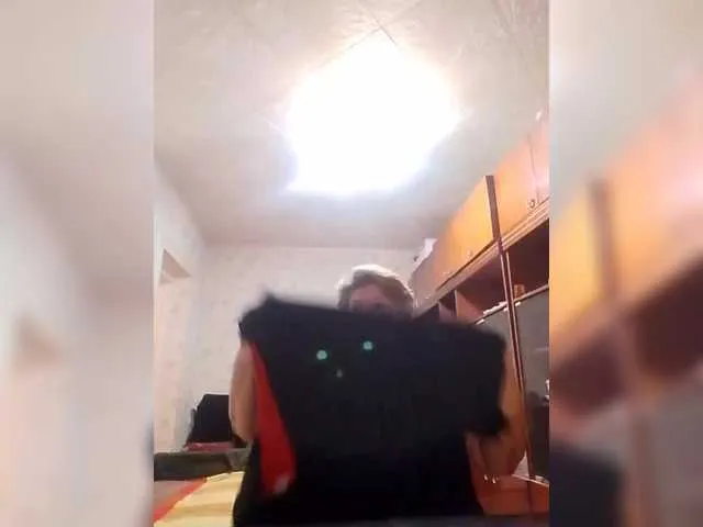 SweetSugar77 from BongaCams