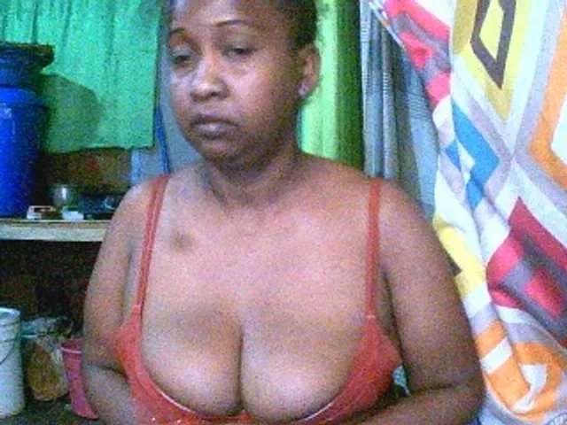 Sylivinaahh from BongaCams is Freechat