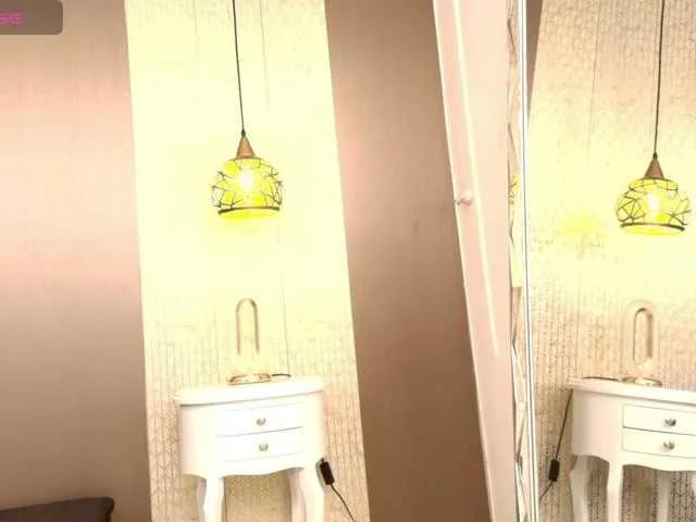 Tiffany-Baker from BongaCams