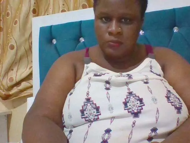 Trapqueen1 from BongaCams is Freechat