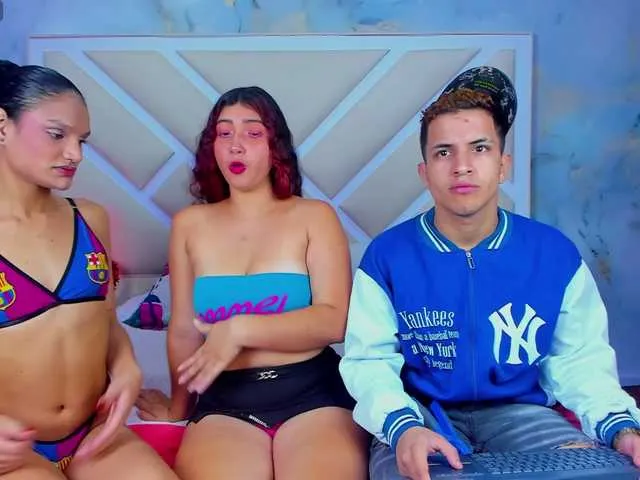 TrioPecadoVIP from BongaCams is Freechat