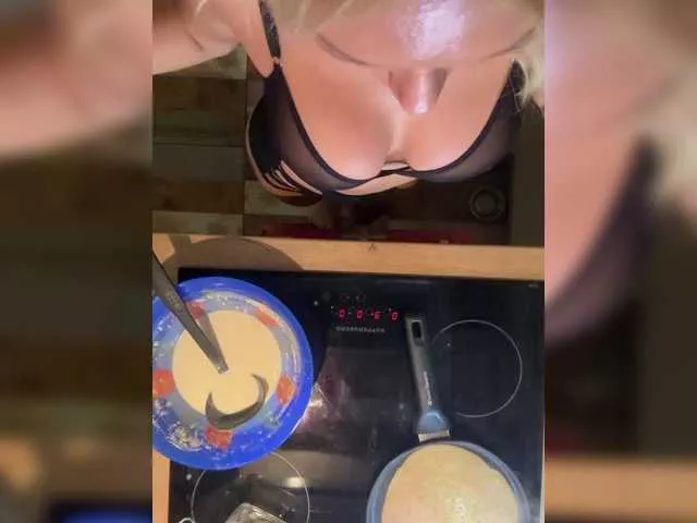 Tvoyasamka77 from BongaCams