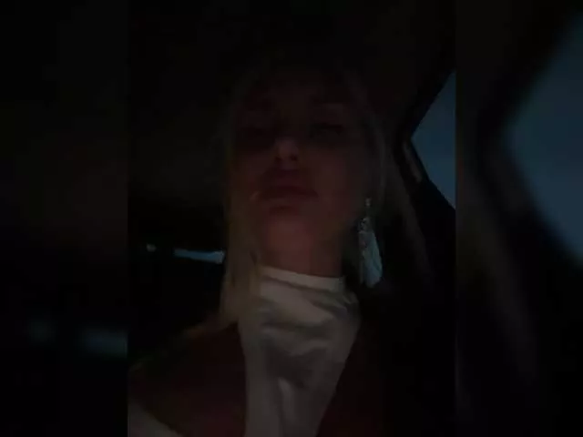 Tvoyasamka77 from BongaCams