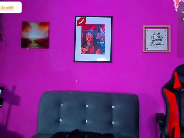 Girls: try live performances with matured performers, from dancing to quirks, in a variety of beautiful sex cams.