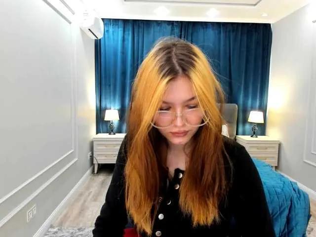 Velvetsky from BongaCams
