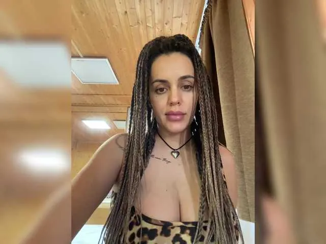 Veneravera from BongaCams