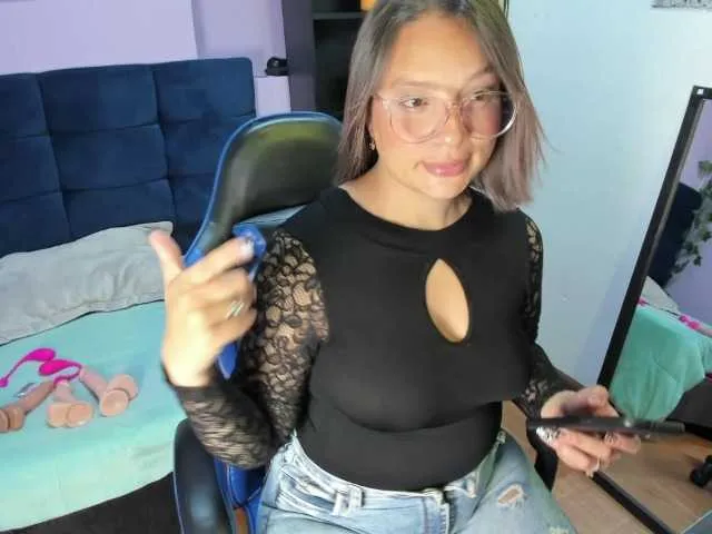VickySmith from BongaCams