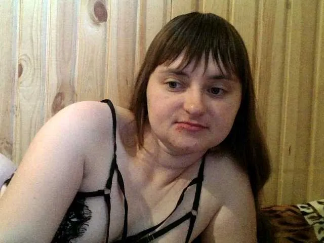 Viktoriia21 from BongaCams