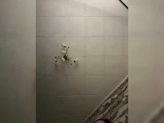 Vikulya1 from BongaCams