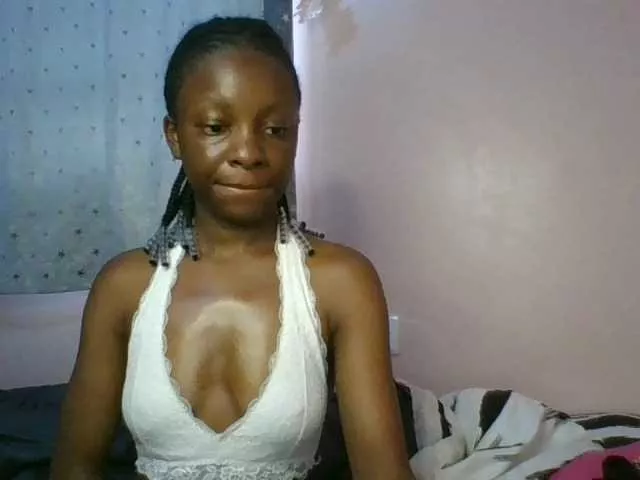 Xoxoteshy from BongaCams